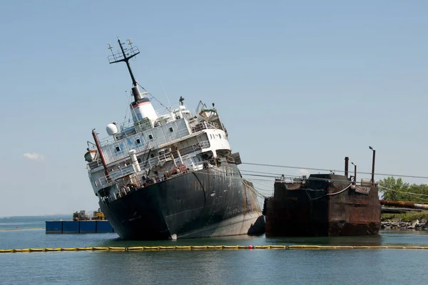 Kapseisde Schip Beauharnois Canada — Stockfoto