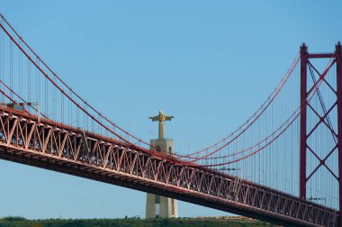 Mesih Kral & 25 de Abril Bridge - Lizbon - Portekiz