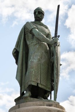 Kral Afonso Henriques heykel - Guimaraes - Portekiz