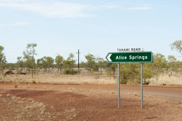 Signo Carretera Alice Springs Australia — Foto de Stock