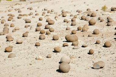 Taş Toplar - Ischigualasto İl Parkı - Arjantin
