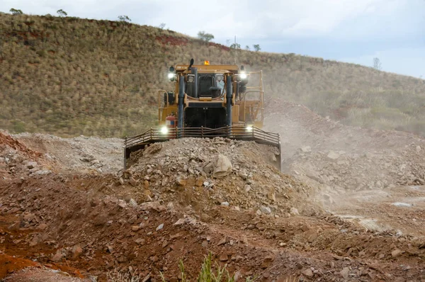 Bulldozer Earthworks Dans Outback — Photo