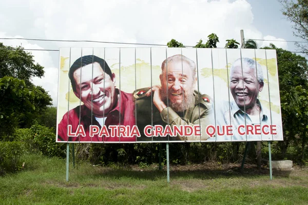 Havana Cuba Giugno 2015 Billboard Raffigurante Fidel Castro Hugo Chavez — Foto Stock