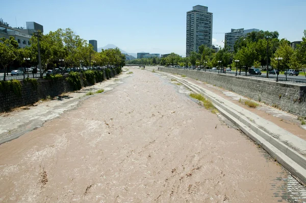 Río Mapocho Santiago Chile — Foto de Stock