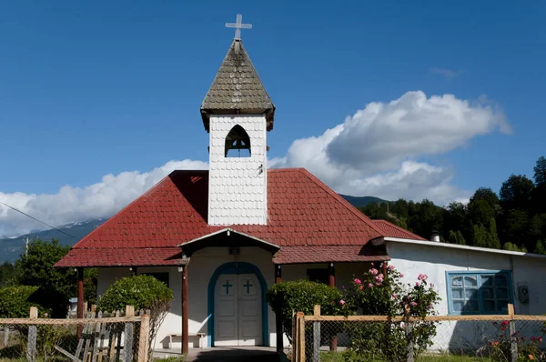 Iglesia Madera Río Tranquilo Chile —  Fotos de Stock