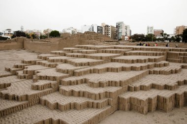 Huaca Pucllana - Lima - Peru