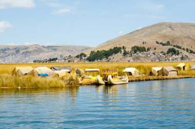 Uros Adaları - Titikaka Gölü - Peru