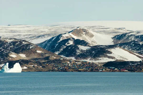 Remote Ittoqqortoormiit Село Гренландія — стокове фото