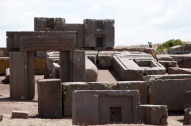 Puma Punku taş bloklar - Bolivya