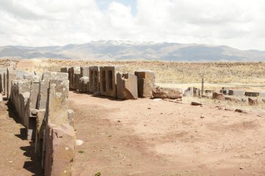 Puma Punku taş bloklar - Bolivya
