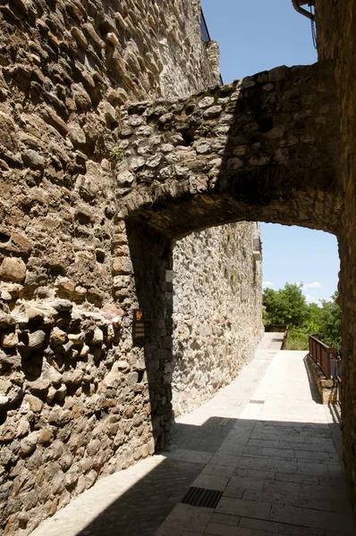 Arch Passage Besalu Spain — Stock Photo, Image