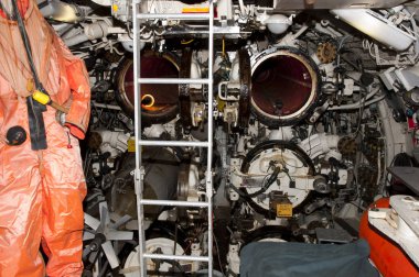 Eski denizaltı torpido odası