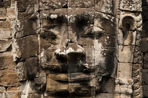 Bayon Khmer tapınağı - Kamboçya