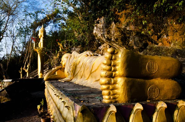 Маунт Phousi Будди Статуї Луанг Прабанг Лаос — стокове фото