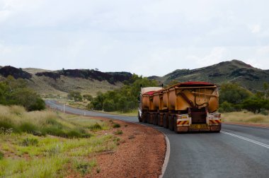 Road Train - Batı Avustralya