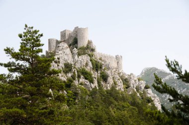 Puilaurens kale Harabeleri - Fransa