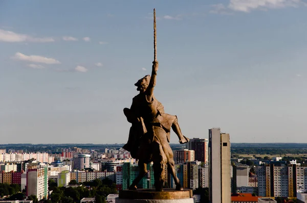 Estátua Rei Svatopluk Bratislava Eslováquia — Fotografia de Stock
