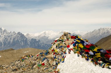 Dua bayrakları - Thorong La Pass - Nepal