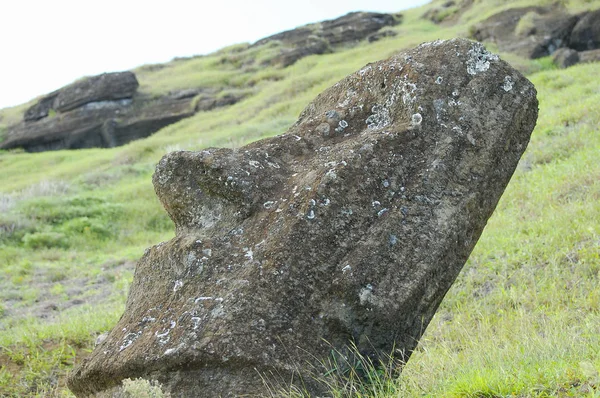 Rano Raraku Moai Wyspa Wielkanocna — Zdjęcie stockowe