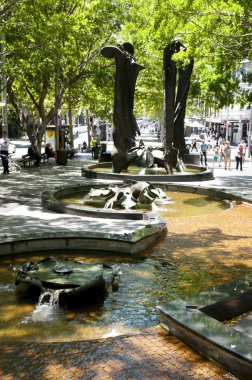 Sydney, Avustralya - 12 Aralık 2016: Tank akışı 1981 yılında bağışlanan habercisi kuruluşunun 150 kutlamak için Çeşme