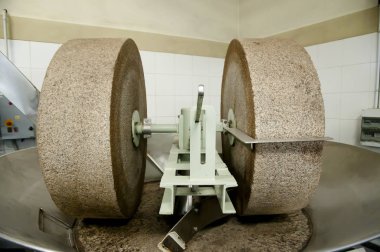 Endüstriyel granit tekerlek zeytin kırıcı