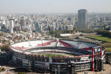 Buenos Aires, Arjantin - 5 Mayıs 2015: River Plate futbol takımı Stadyumu olarak da bilinen Antonio Vespucio Liberti Stadyumu. Stadyum da Arjantin Millî Futbol Takımı mekandır.