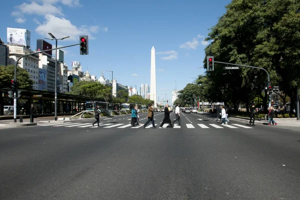 Buenos Aires Argentina Maio 2015 Obelisco Visto Longe Avenida Julho — Fotografia de Stock