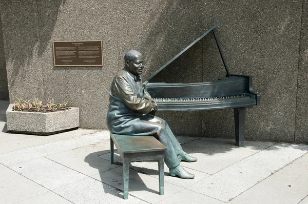 Ottawa Canada Mai 2015 Statue Pianiste Jazz Canadien Oscar Peterson — Photo