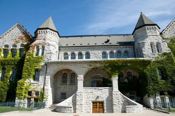 Οντάριο Μέγαρο Στο Queen University Κίνγκστον Καναδάς — Φωτογραφία Αρχείου