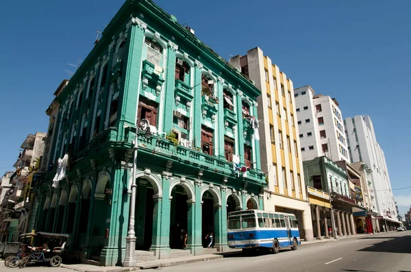 Колоніальному Стилі Будівлю Гавана Куба — стокове фото