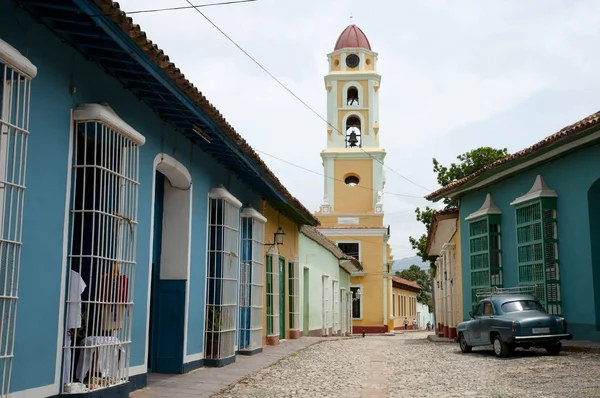 Colorful Cobble Street Trinidad Cuba — Stock Photo, Image