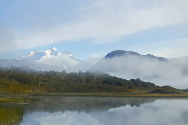 Jezioro Hess Patagonia Argentyna — Zdjęcie stockowe