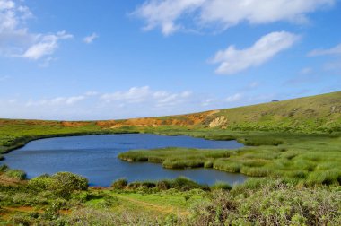 Rano Raraku Gölü - Paskalya Adası