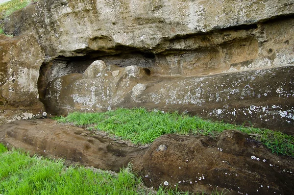 Onvoltooide Moai Carving Paaseiland — Stockfoto