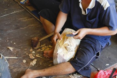 Geleneksel ahşap Carver - Bali - Endonezya