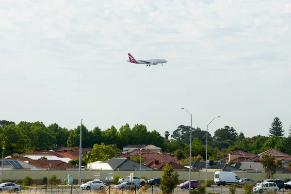 Перт Аустралия Ноября 2018 Года Посадка Коммерческого Самолета Qantaslink — стоковое фото
