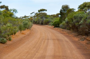 Yol Outback pist dışında