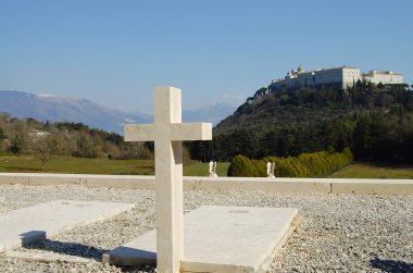 Lehçe İkinci Dünya Savaşı mezarlığı - Monte Cassino - İtalya