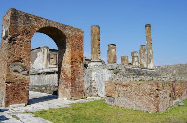 Eski şehir harabeye Pompei'nin - İtalya