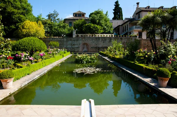 Paradise Gardens Alhambra Granada Espanha — Fotografia de Stock