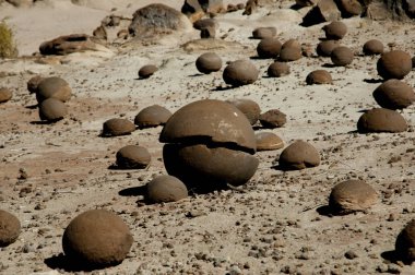Taş Toplar - Ischigualasto İl Parkı - Arjantin