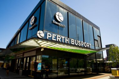 Perth, Avustralya - 2 Mart 2019: Perth Busport resmen 2016 yılında açıldı bir metro otobüs istasyonu uzaklıktadır