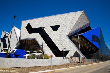 Perth, Avustralya - 2 Mart 2019: Rac Arena bir eğlence ve spor salonu 2012 yılında inşa edilmiş ve mimari firmaları Ashton Raggatt Mcdougall ve Cameron Chisholm Nicol tarafından tasarlanmıştır