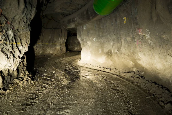 Underjordisk Tunnel Djupa Gruvan — Stockfoto