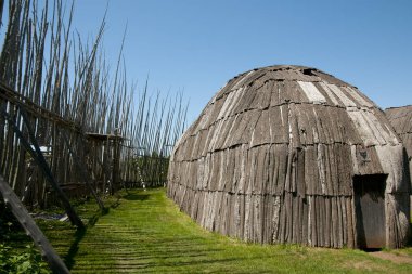 Tsiionhiakwatha Droulers Arkeolojik Alanı - Quebec - Kanada