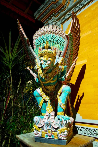 Standbeeld Van Legendarische Garuda Vogel Indonesië — Stockfoto