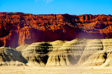 Los Colorados oluşumu - Ischigualasto Provincial Park - Arjantin