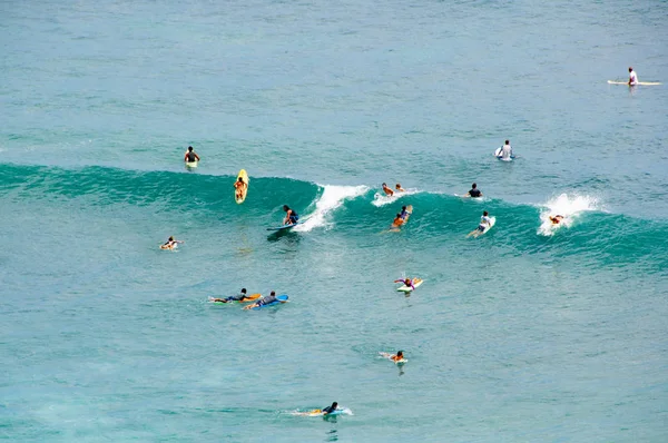 Surfistas Océano Bali Indonesia — Foto de Stock