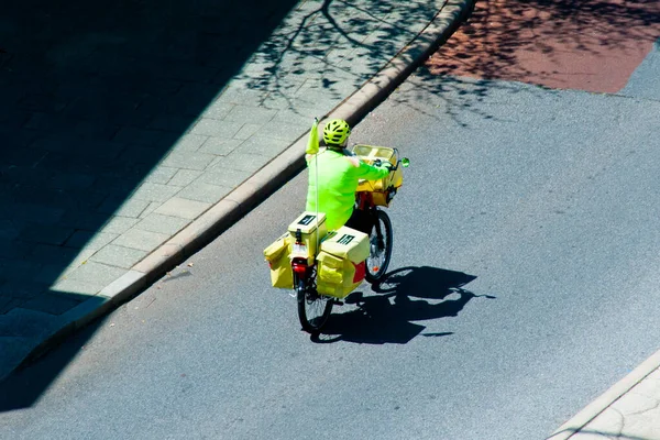 自転車の郵便配達人 パース オーストラリア — ストック写真
