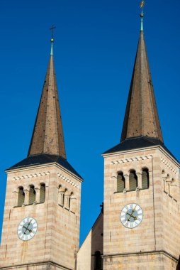 St. Peter Koleji Kilisesi ve Berchtesgaden 'deki Aziz John Kilisesi - Almanya